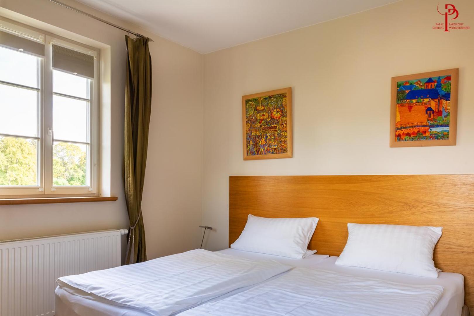 Palac Pakoszow Schlosshotel Wernersdorf Jelenia Gora Dış mekan fotoğraf A guest room at the International House