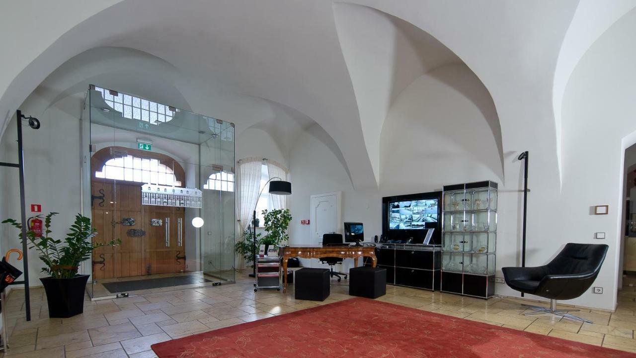 Palac Pakoszow Schlosshotel Wernersdorf Jelenia Gora Dış mekan fotoğraf The interior of the museum