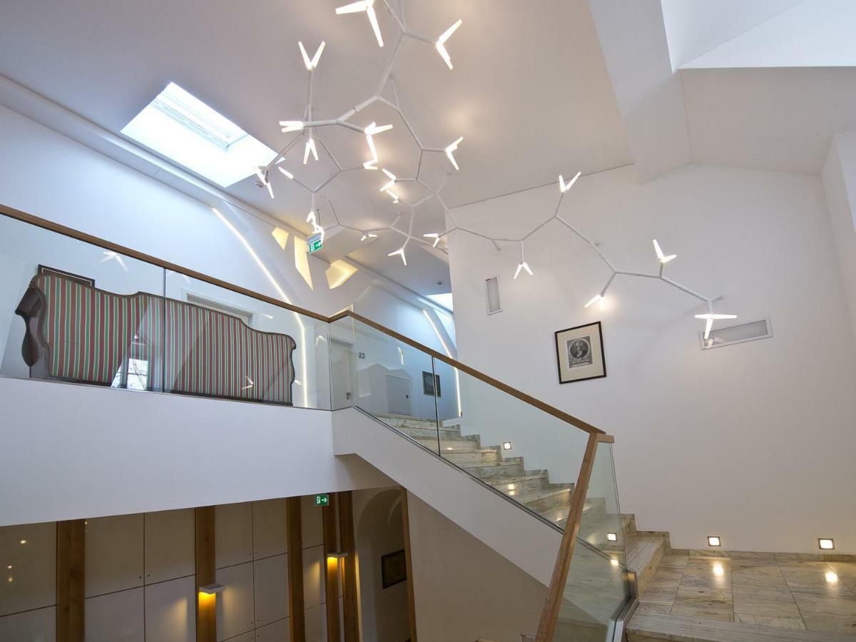 Palac Pakoszow Schlosshotel Wernersdorf Jelenia Gora Dış mekan fotoğraf Interior of the museum